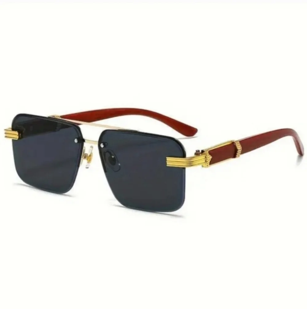 Luxury Black and Gold Sunglasses Fod Adults
